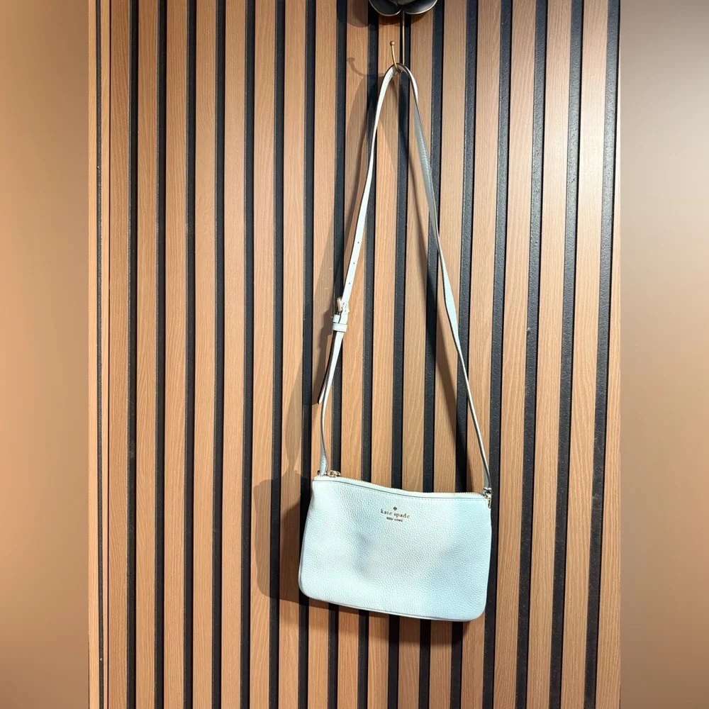 Kate Spade Leila‎ Light Blue Crossbody Bag - Picture 2 of 12